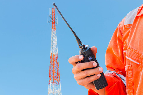 FCC issues order on rules for 800 MHz private LMR