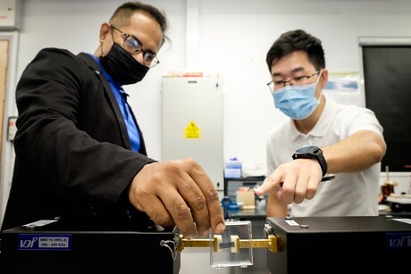 Terahertz chip exceeds 5G transmission speeds Terahertz chip exceeds 5G transmission speeds