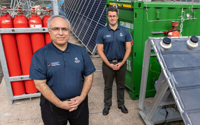 Using solar and air to create green hydrogen