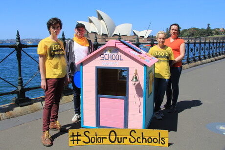 Solar our schools, Australian parents say