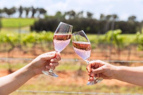 What&#39;s New: Pink Prosecco in Australia