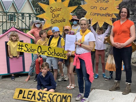 Australian parents call for support of Solar Our Schools