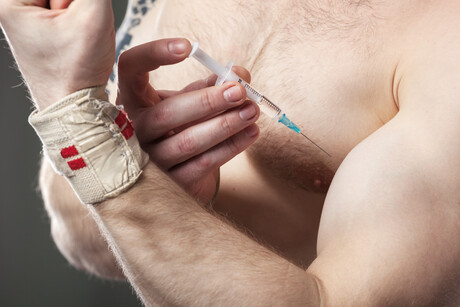 Steroids accelerate brain ageing Steroids accelerate brain ageing