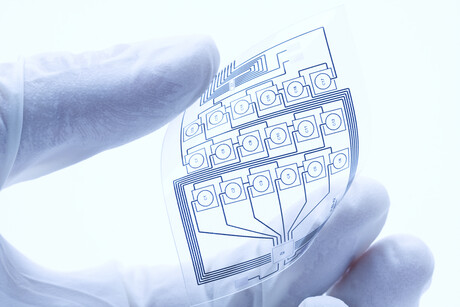 Streamlined manufacturing process for flexible electronics