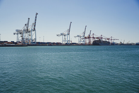 Mariner charged over Australia Singapore cable cut