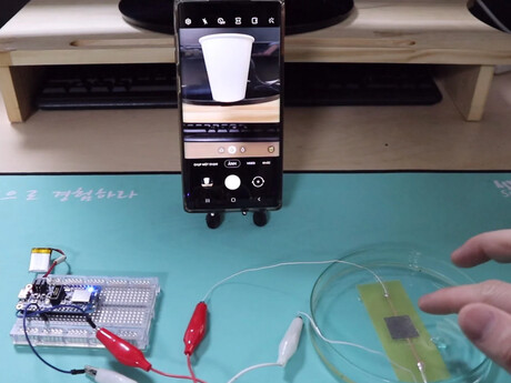 Waterproof pressure sensors for wearable electronics