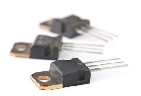 A sensitive method for detecting transistor defects