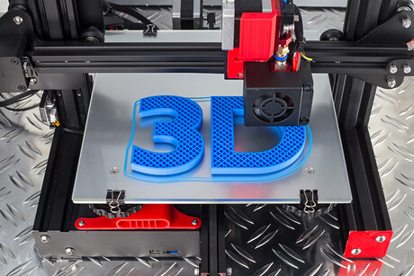 Bringing 3D printing to classrooms