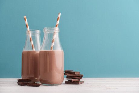 Jet processing method for making clean-label chocolate milk Jet processing method for making clean-label chocolate milk