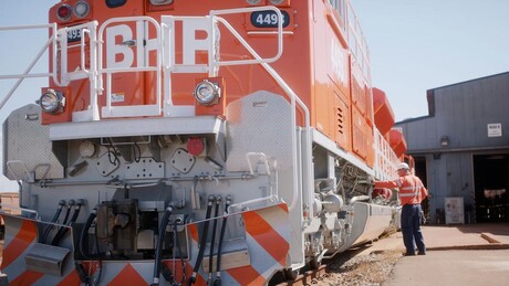 BHP orders four battery-electric locomotives BHP orders four battery-electric locomotives
