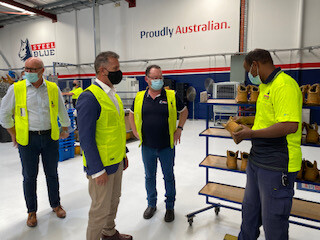 Minister visits WA manufacturer of non-combat boots for Defence Force Minister visits WA manufacturer of non-combat boots for Defence Force