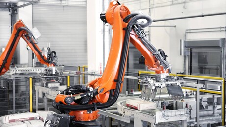 KUKA says new robot palletises faster than ever