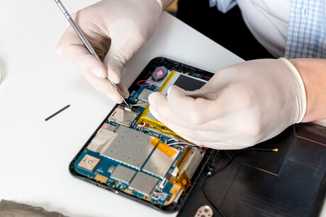 Australian businesses discarding electronic devices despite sustainability goals Australian businesses discarding electronic devices despite sustainability goals