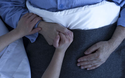 Support for aged care workers delivering palliative care