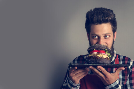 How food triggers an inflammatory response in the brain How food triggers an inflammatory response in the brain