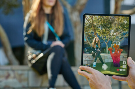 Augmented reality moves to the art world