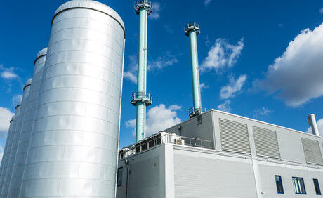 Detecting organic contamination in cogeneration water