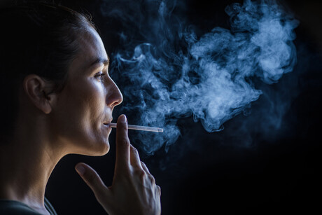 Nicotine found to block oestrogen production in women&#39;s brains