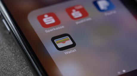 Monash Uni delivers digital IDs