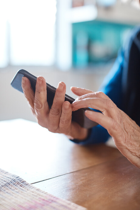 15.6% increase in calls to Qld Elder Abuse Helpline: report