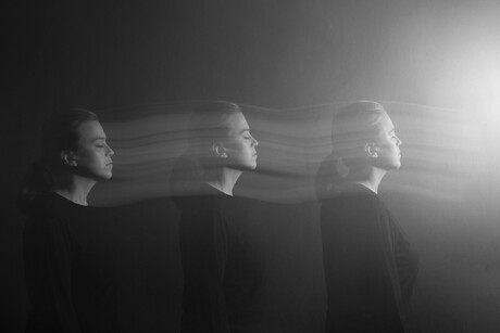 Psychedelic-assisted therapy training for prescribers, assistants