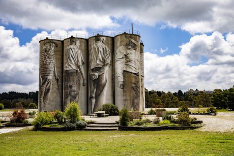 Getting ready for smart regional spaces