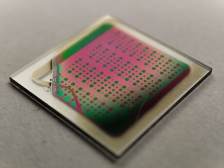 Introducing the oxygen-ion battery