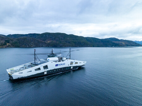 Norway launches &quot;world&#39;s first&quot; hydrogen ferry