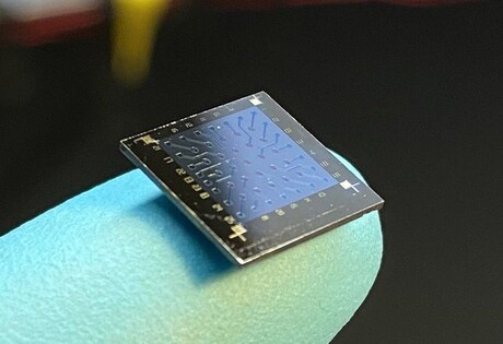 Neuromorphic vision sensor recognises moving objects and predicts their path