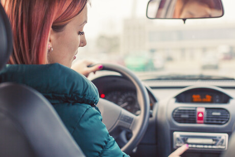 Campaign to save AM radio in US cars