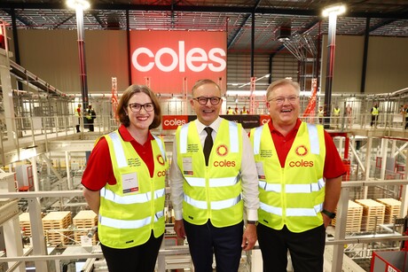 Coles opens Queensland automated distribution centre