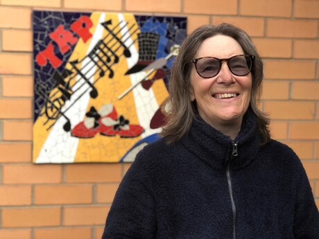 Ex-rocker joins former ballerina for feel-good concert