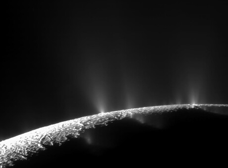 Milestone as phosphorus discovered on a moon of Saturn Milestone as phosphorus discovered on a moon of Saturn