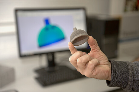 CSIRO&#39;s R&amp;D program for advanced manufacturing SMEs