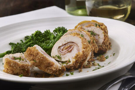 USDA salmonella safety proposal backed by food safety activists