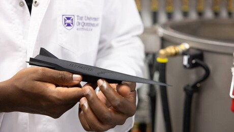 UQ heats up the space race in Australia