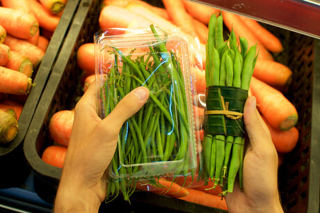 Why aren&#39;t more companies using sustainable food packaging?