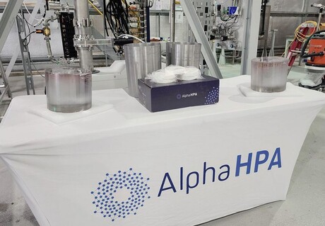 Alpha Sapphire produces first synthetic sapphire