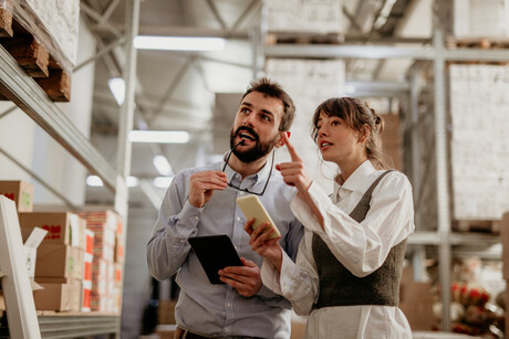 Improving traceability with a warehouse management system