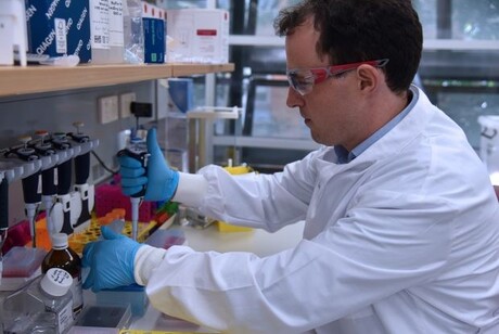 New Qld lab to produce personalised cancer vaccines