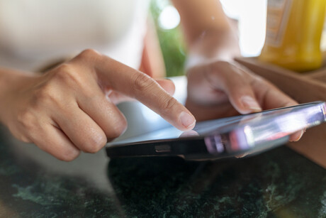 Government services failing to engage younger Australians: report