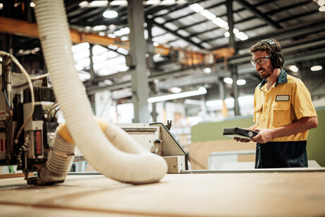 Regional manufacturers more optimistic than city counterparts: report