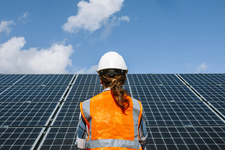 Senate passes Net Zero Economy Authority legislation