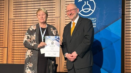 WA food scientist receives Keith Farrer Award for 2024