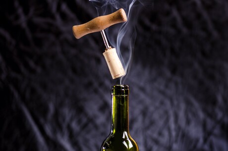 Getting out the stink from smoke-tainted wine