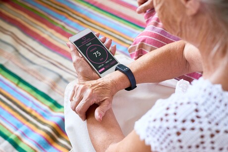 Wearable devices could help older people with heart health