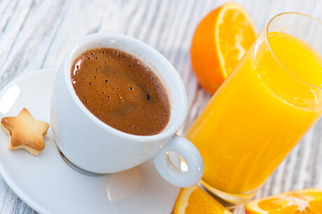 Too much soft drink, juice and coffee can increase stroke risk