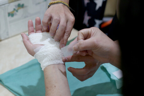 Electricity zaps could help prevent wound infections