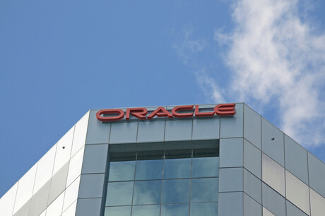 Oracle achieves HCF attestation for OCI