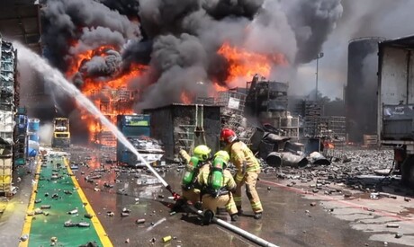 Drones assist firefighting efforts at Sydney recycling plant